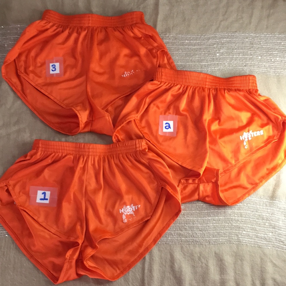B34 #16 Hooters Girl Rare Vintage Original Uniform Shorts Size XXS 3 avail